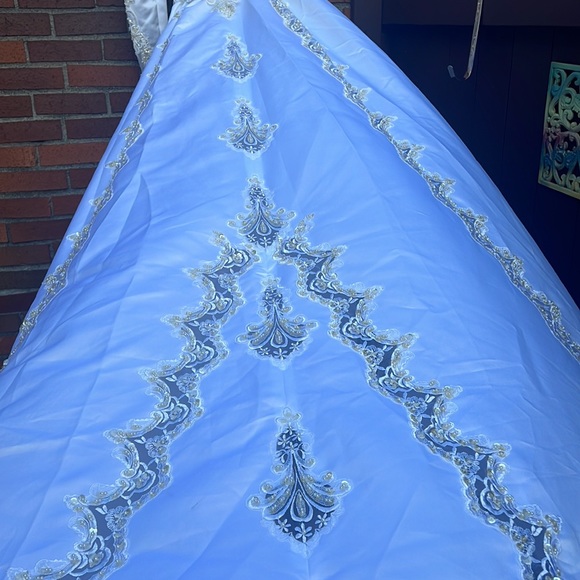 Oleg Cassini NEW NWT white wedding dress off white pearls design lace long train - Picture 10 of 15